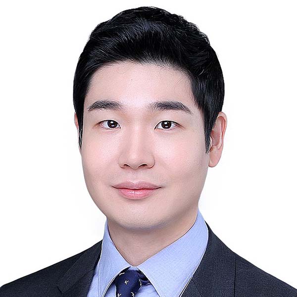 Headshot of Joshua Yu